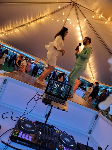 Gallery photo 4 of DJ Justino Wedding/Entertainment Expert