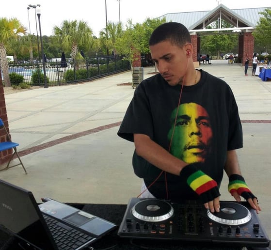 Gallery photo 2 of Dj Kapeesh
