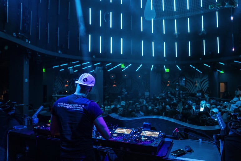 Gallery photo 7 of DJ Karmaxis