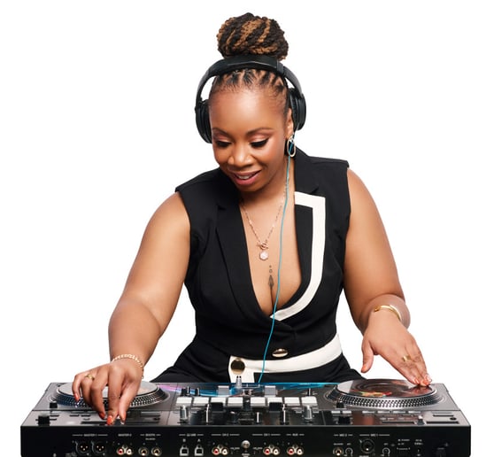 Gallery photo 3 of DJ Kelly Kellz
