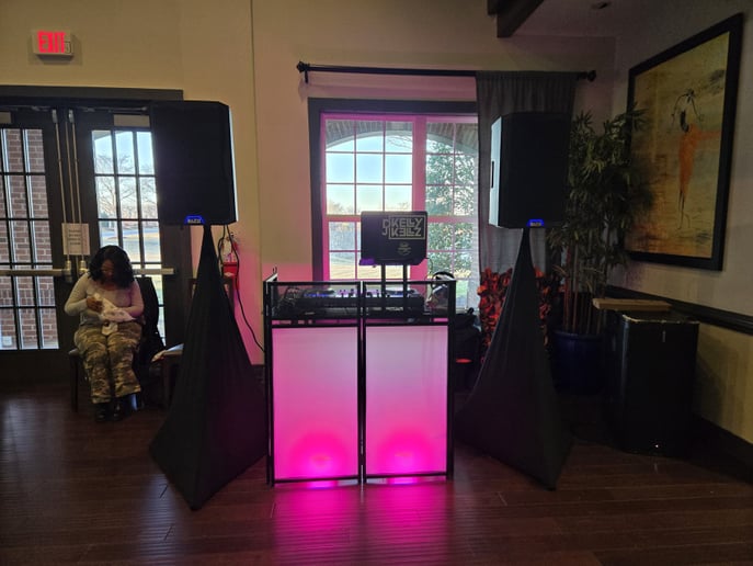 Gallery photo 5 of DJ Kelly Kellz