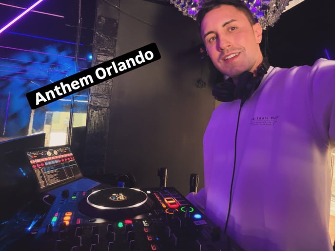 Gallery photo 8 of DJ Kenzr