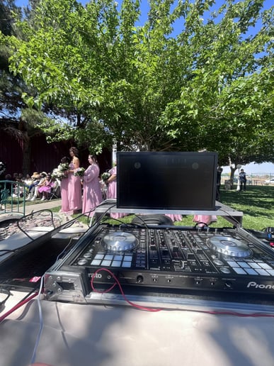 Gallery photo 9 of DJ Keys