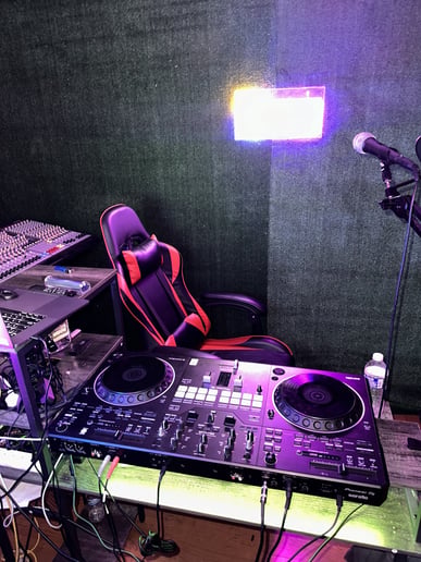 Gallery photo 10 of DJ Korna