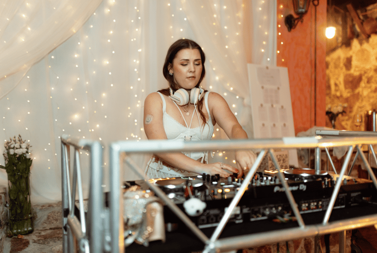 Gallery photo 5 of DJ Kruu