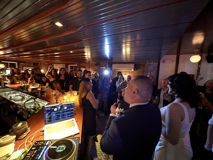 Gallery photo 9 of DJ Lb1