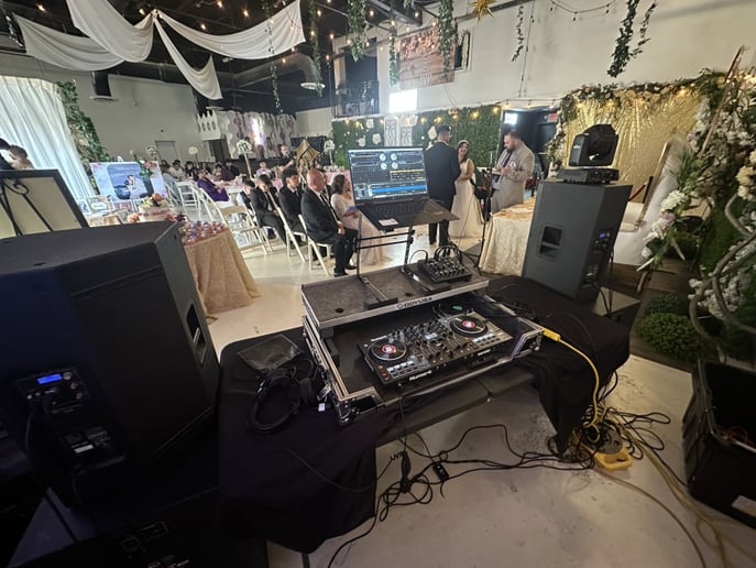 Gallery photo 2 of DJ Legacy