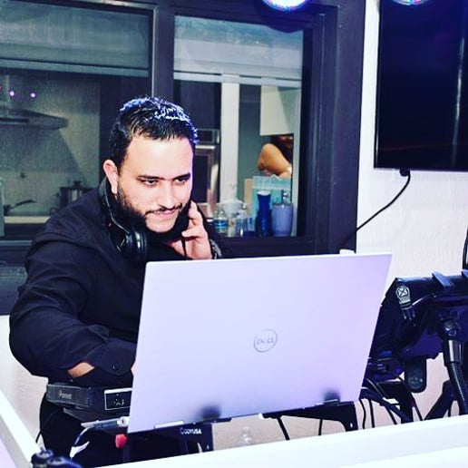Gallery photo 10 of DJ Robert Music