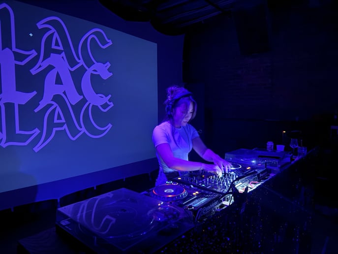 Gallery photo 1 of DJ Lilac