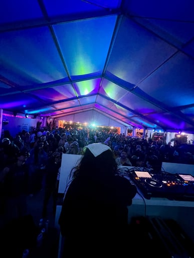 Gallery photo 1 of Dj Lis Bomb
