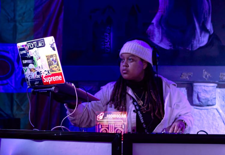 Gallery photo 5 of DJ Lodi Dodi