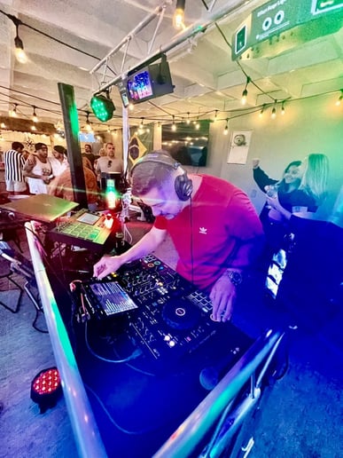 Gallery photo 3 of Dj Luan Ferreira