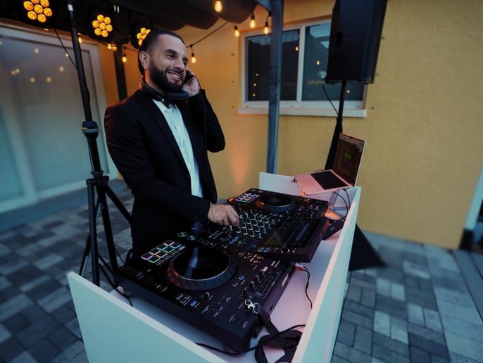 Gallery photo 1 of DJ Lumi