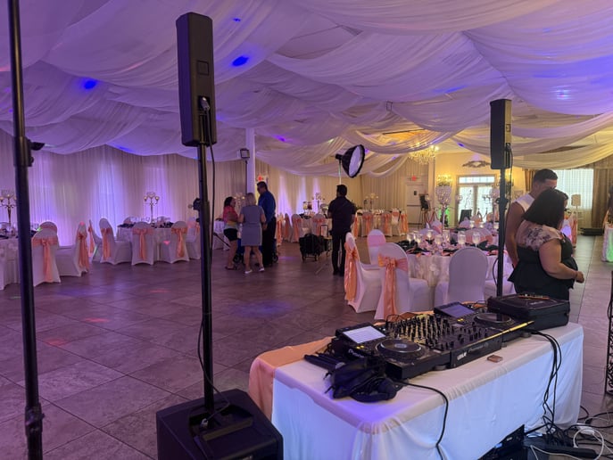 Gallery photo 2 of DJ Lumi