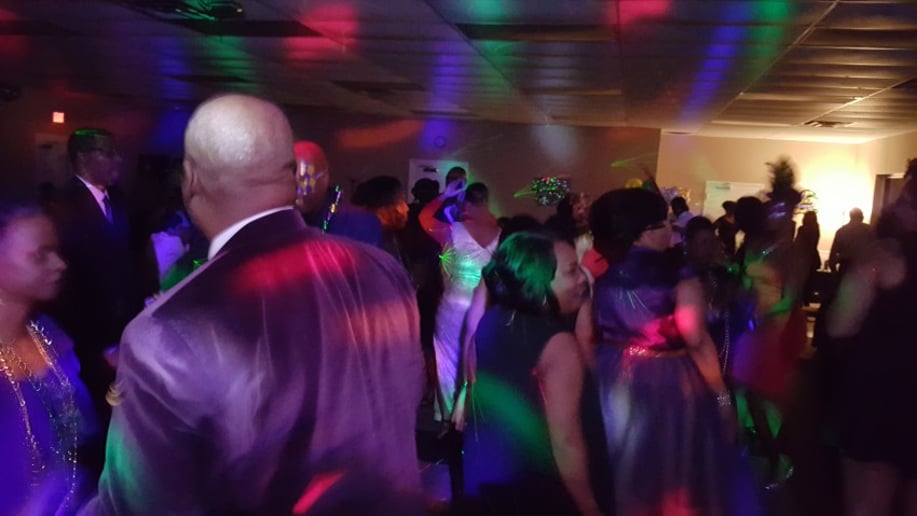Gallery photo 10 of DJ MAQ Entertainment