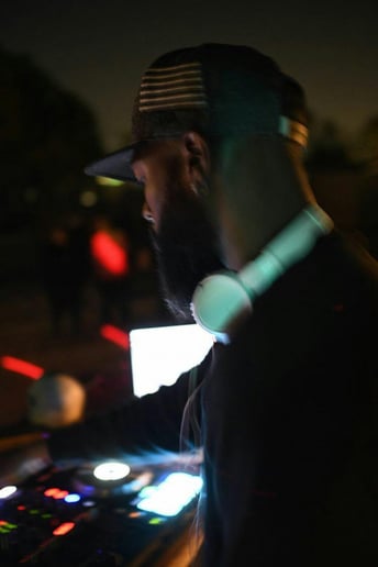 Gallery photo 1 of Dj Mack 