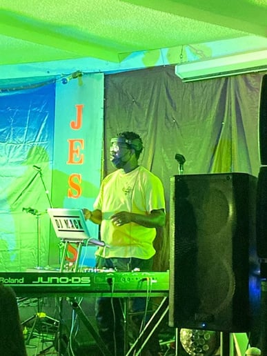 Gallery photo 4 of DJ Mack of No Compromise Production