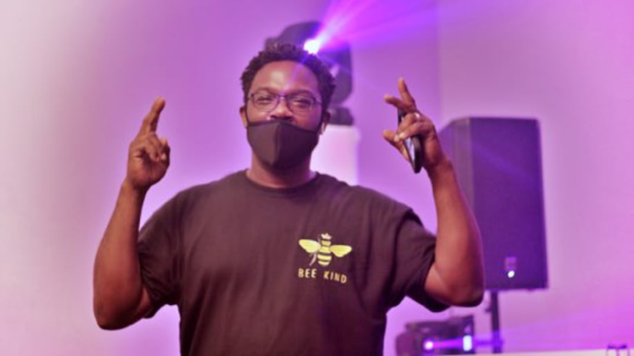 Gallery photo 7 of DJ Mack of No Compromise Production