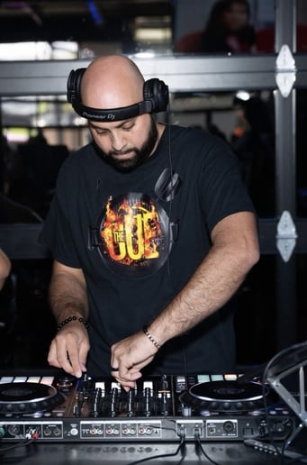 Gallery photo 8 of DJ Manny E