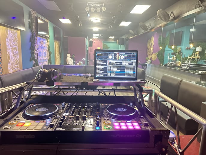Gallery photo 9 of DJ Massive