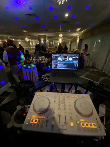 Gallery photo 4 of DJ MgEE Entertainment LLC