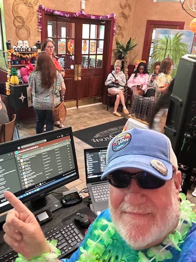 Gallery photo 3 of DJ Mighty Quinn
