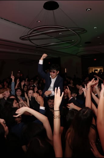 Gallery photo 6 of DJ Mike