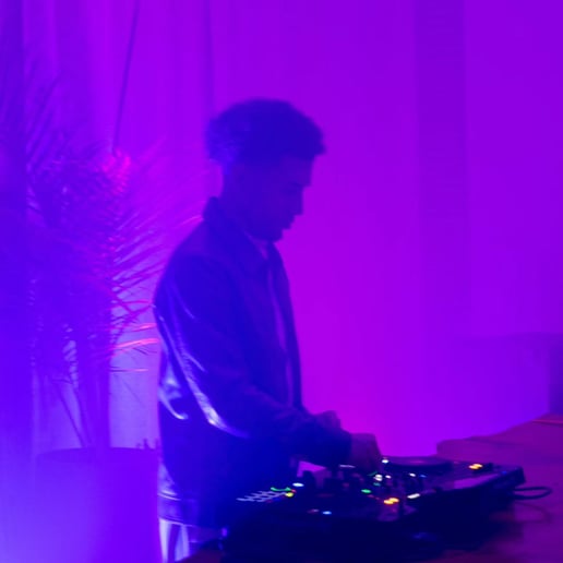 Gallery photo 1 of DJ Mike