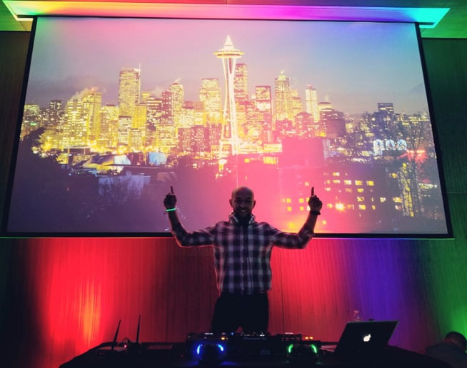 Gallery photo 10 of DJ Mina Zak