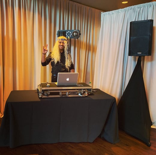 Gallery photo 16 of DJ Mina Zak