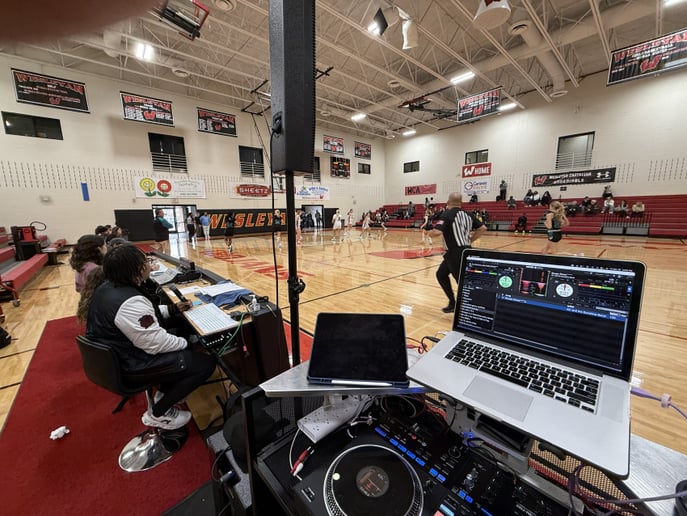 Gallery photo 7 of DJ Mixstyles
