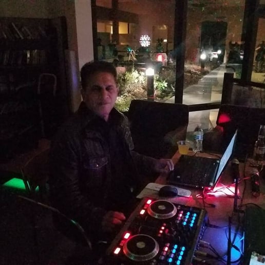 Gallery photo 3 of DJ Moh, Saaf Entertainment