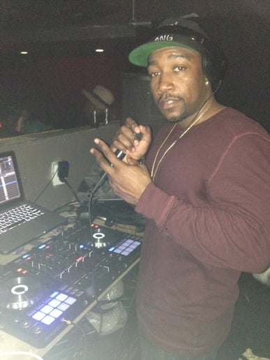 Gallery photo 1 of DJ Moneyjay