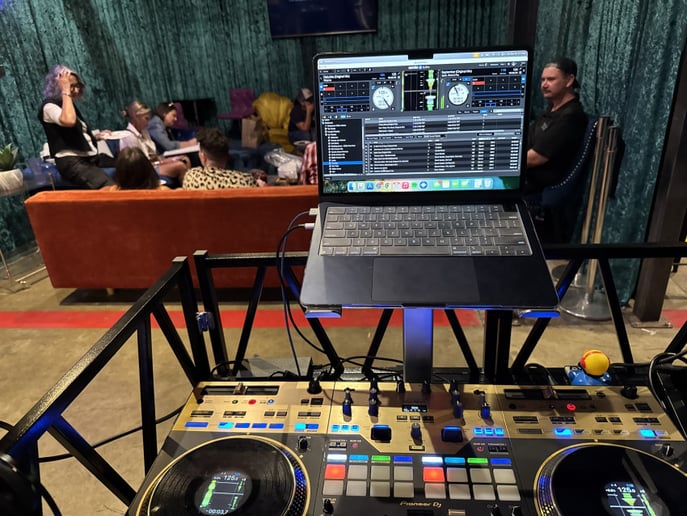 Gallery photo 1 of DJ Mushic