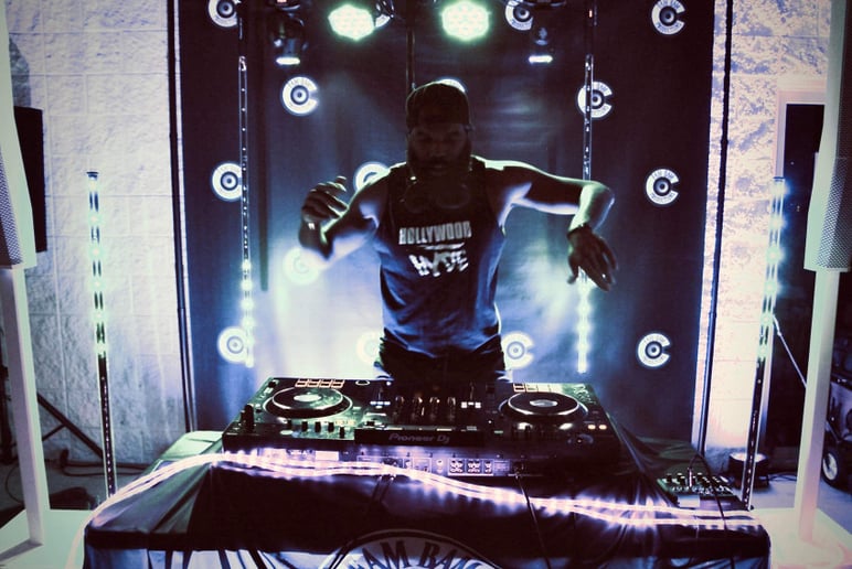 Gallery photo 2 of DJ Alan