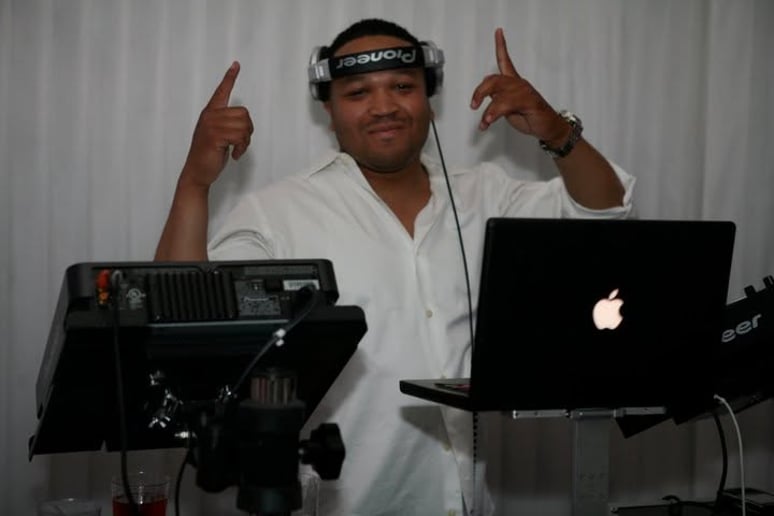 Gallery photo 2 of Event Djs and Lighting