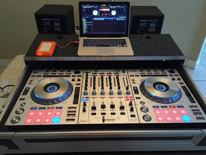 Gallery photo 6 of Dj Nerf