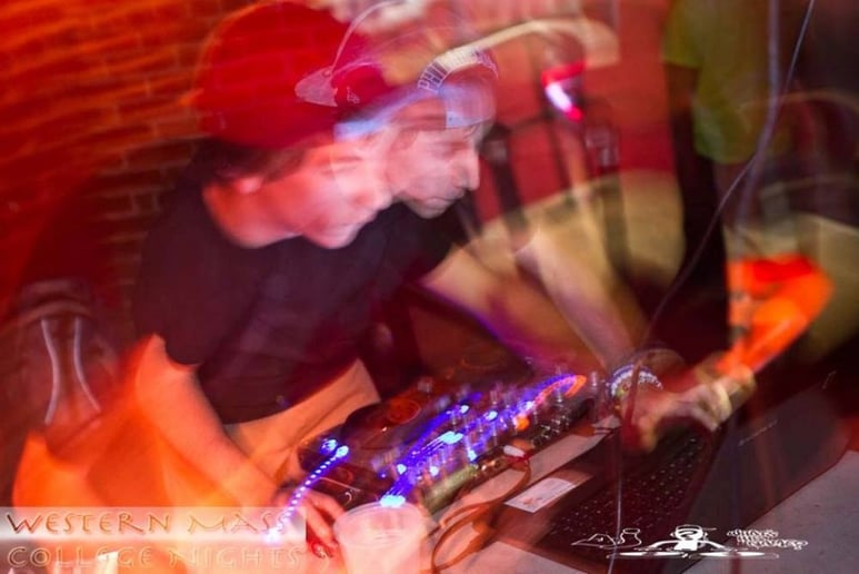 Gallery photo 5 of DJ Nicky Adams