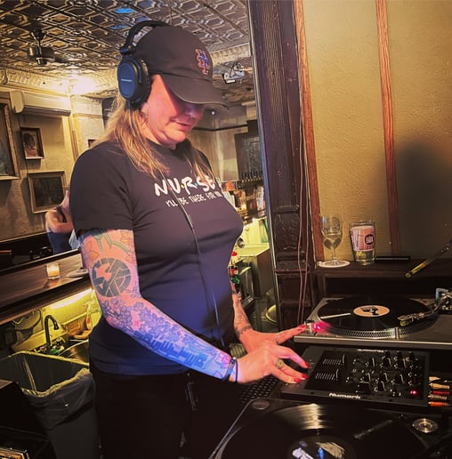 Gallery photo 4 of DJ Nacht Nurse