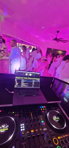 Gallery photo 5 of Dj NootreeAH