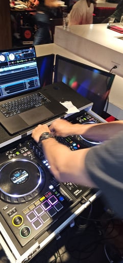 Gallery photo 8 of Dj NootreeAH