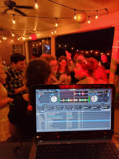 Gallery photo 5 of Dj Note