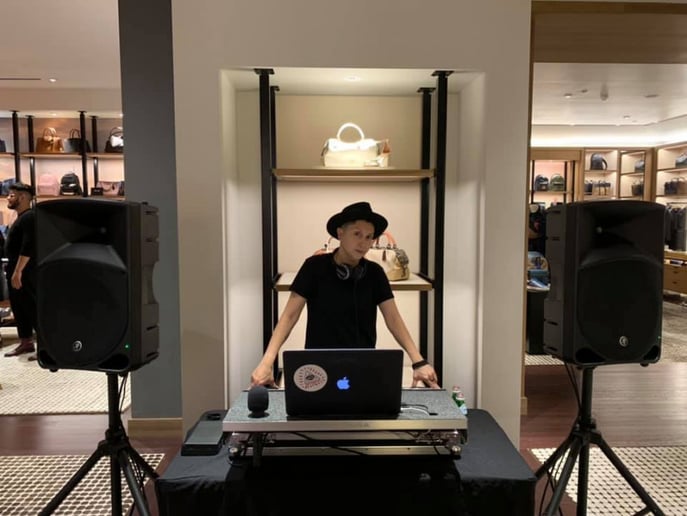 Gallery photo 2 of DJ Notorious Jen