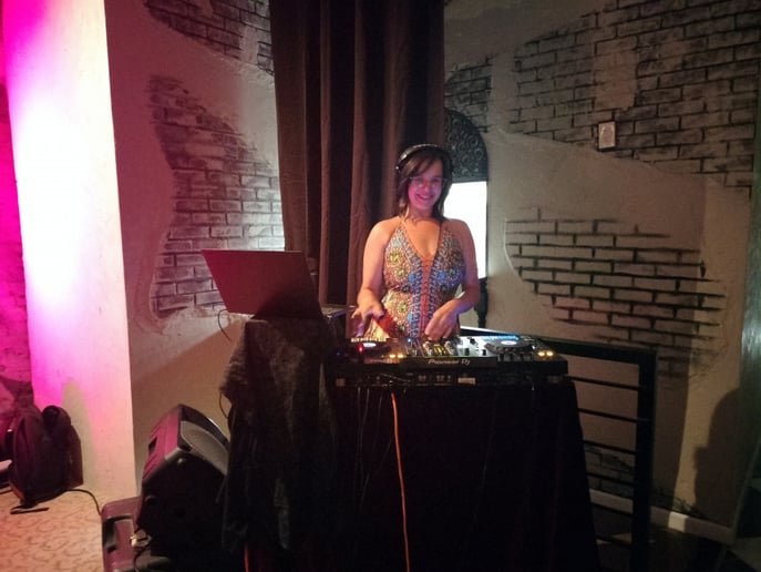 Gallery photo 3 of DJ Oh'NikkiAshley