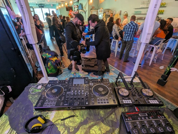 Gallery photo 5 of DJ Oh'NikkiAshley