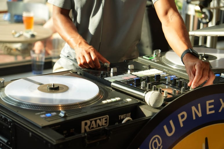 Gallery photo 1 of DJ Ollie