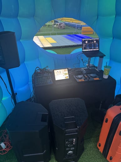 Gallery photo 8 of DJ Outlet