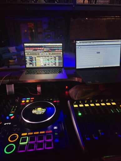 Gallery photo 1 of DJ Papa B3ar