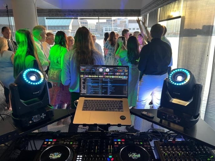 Gallery photo 3 of DJ Pelli