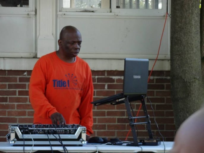Gallery photo 2 of DJ Phaseout